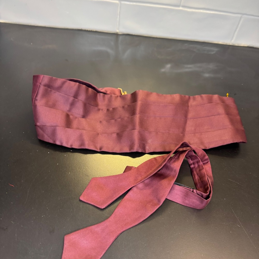 Rogers Peet Company Cummerbund Bow Tie Set Mens Burgundy Vintage Formal
